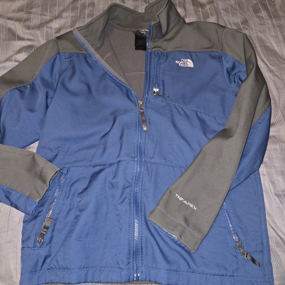 The North Face Men's Blue and Gray Apex Jacket